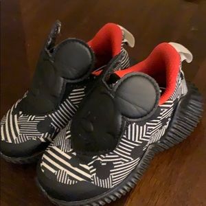 Addidas Toddler sneakers